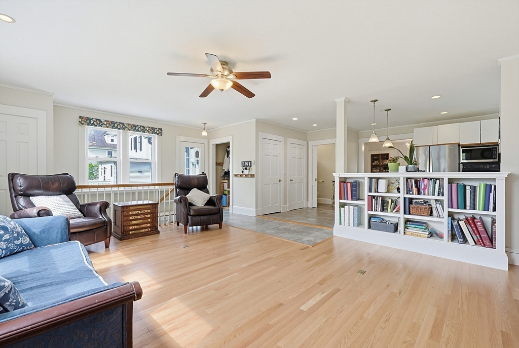 24 Riverside Pl, Walpole, MA Photo #4