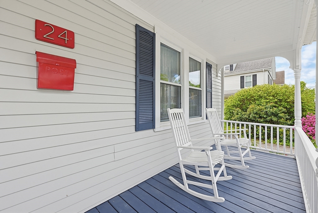 24 Riverside Pl, Walpole, MA Photo #3