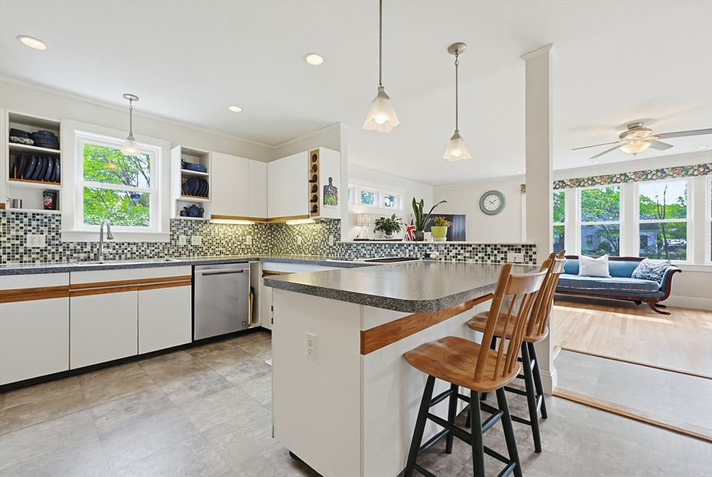 24 Riverside Pl, Walpole, MA Photo #8