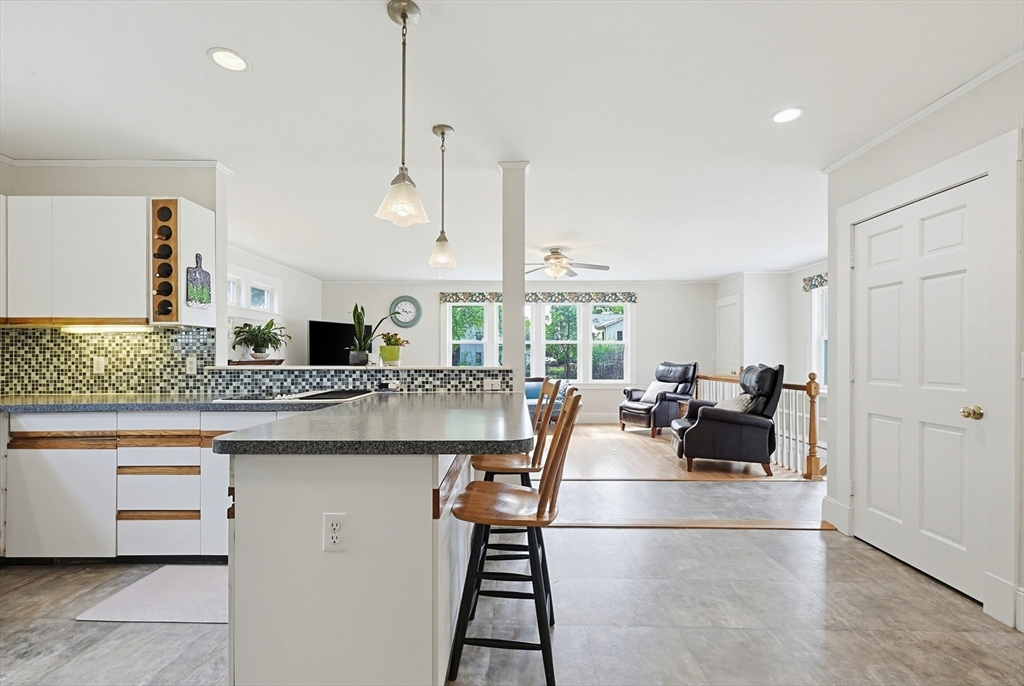 24 Riverside Pl, Walpole, MA Photo #11