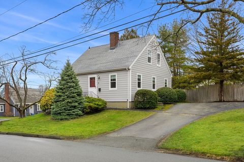 2 Girdler Road Marblehead MA 01945