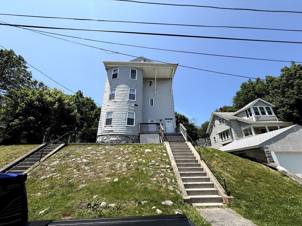 15 Boardman St