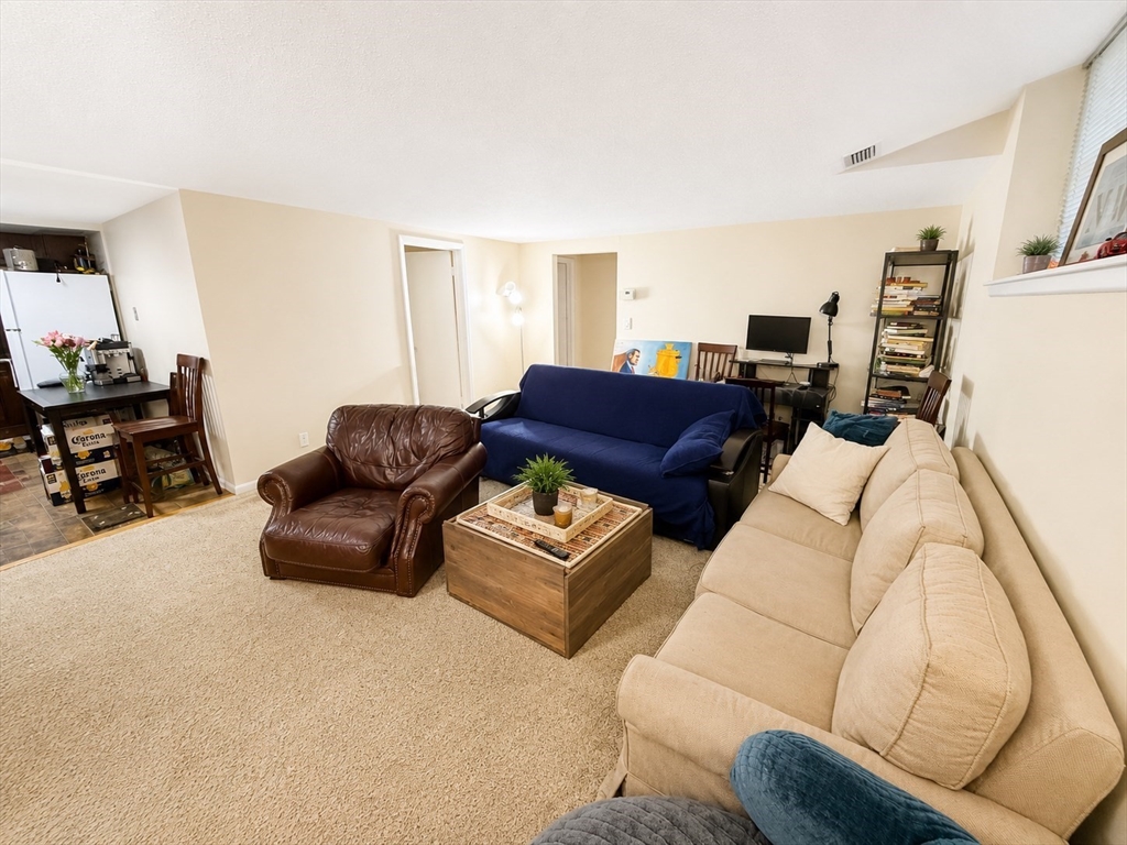 7 Lake Shore Ct #2B, Boston, MA, 7 Lake Shore Ct #2B, Boston, MA Photo #2