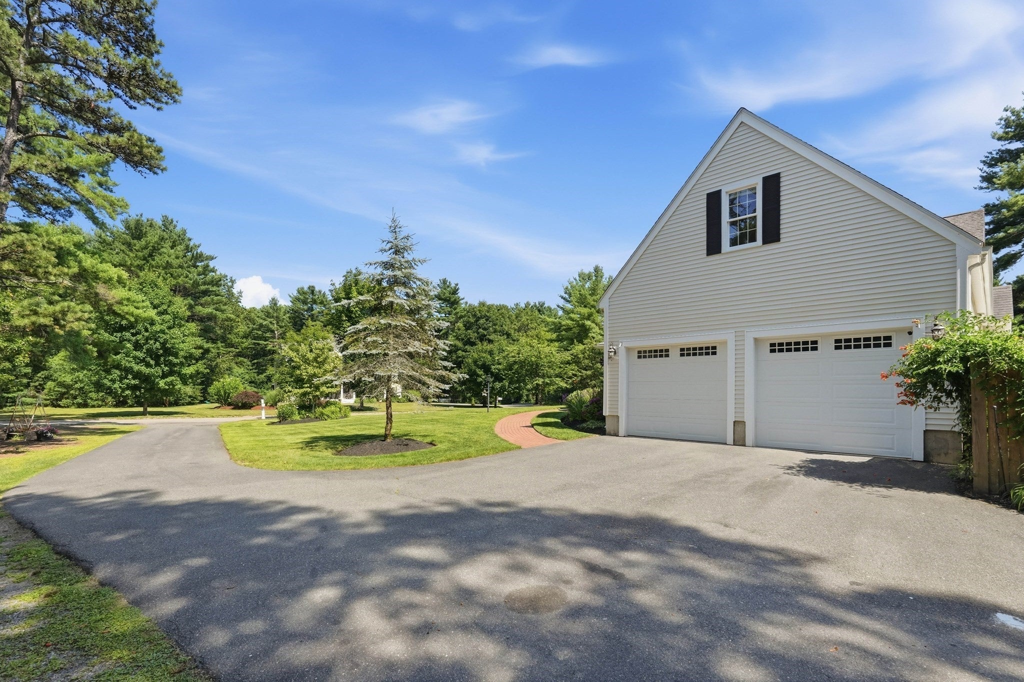 11 Fellowship Cir, Wareham MA 02576