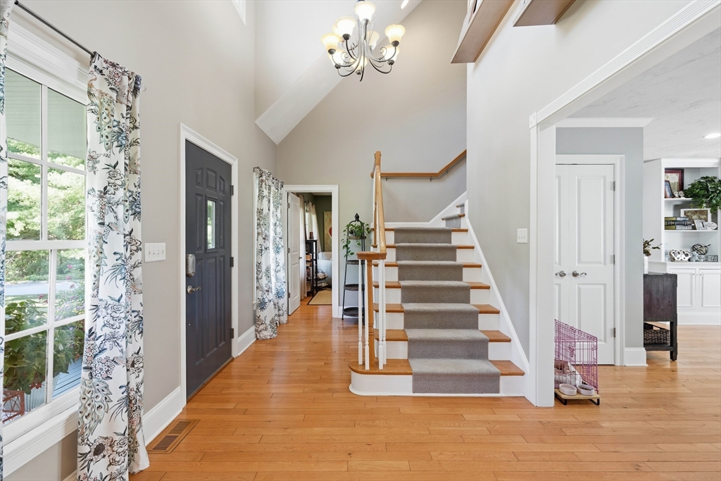 11 Fellowship Cir