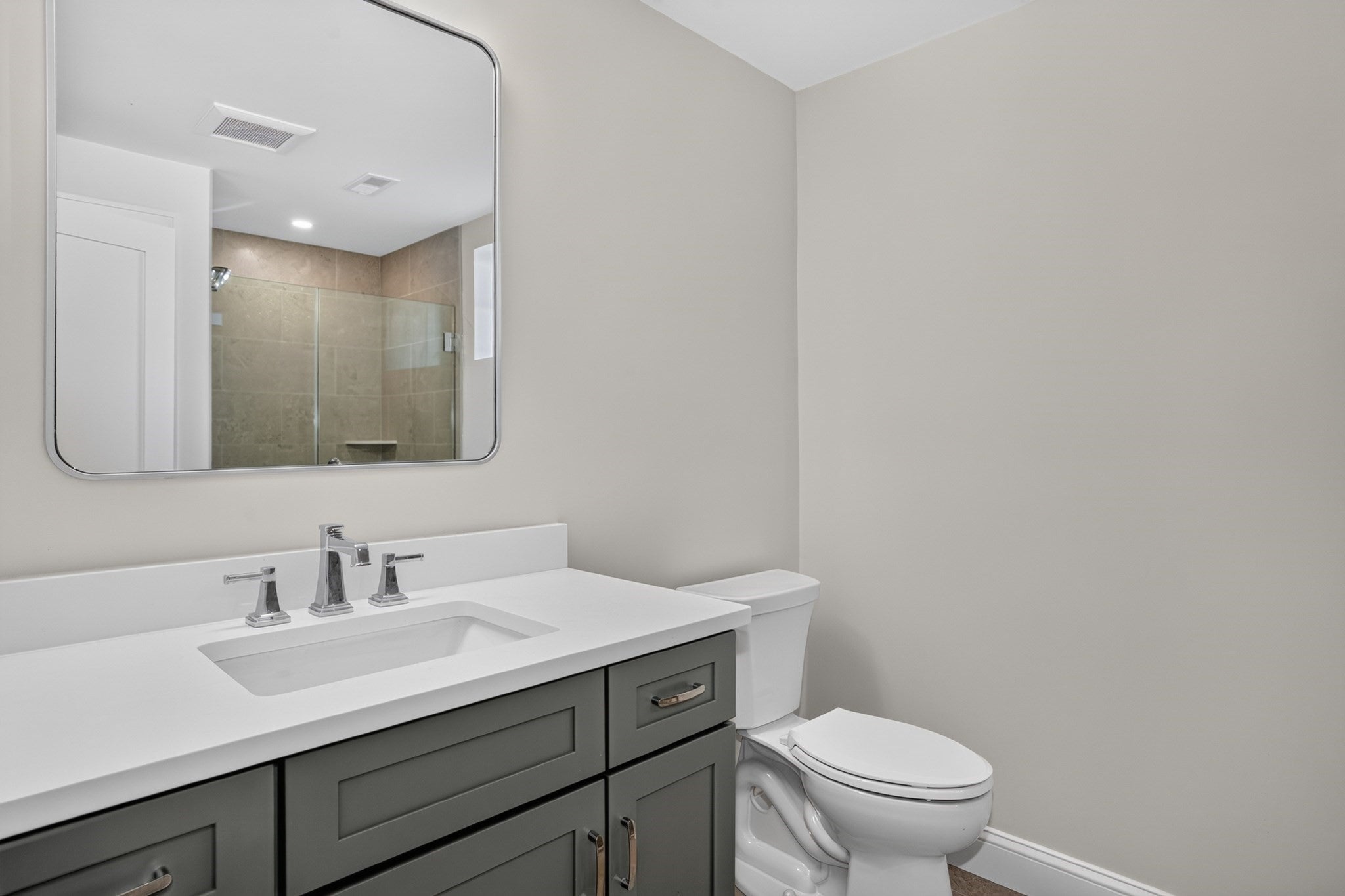 4 Wildwood St, Burlington, MA Photo #40
