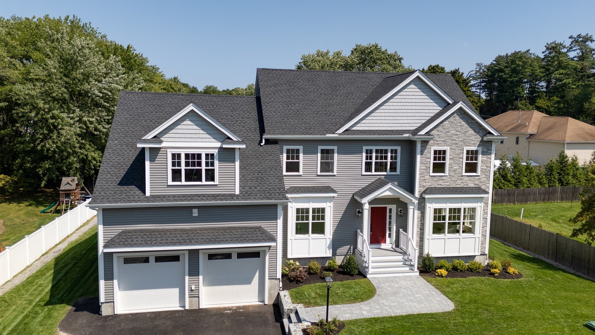 4 Wildwood St, Burlington, MA Photo #2