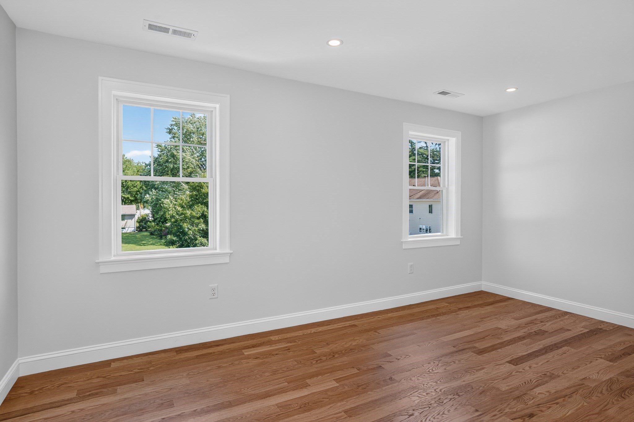 4 Wildwood St, Burlington, MA Photo #31