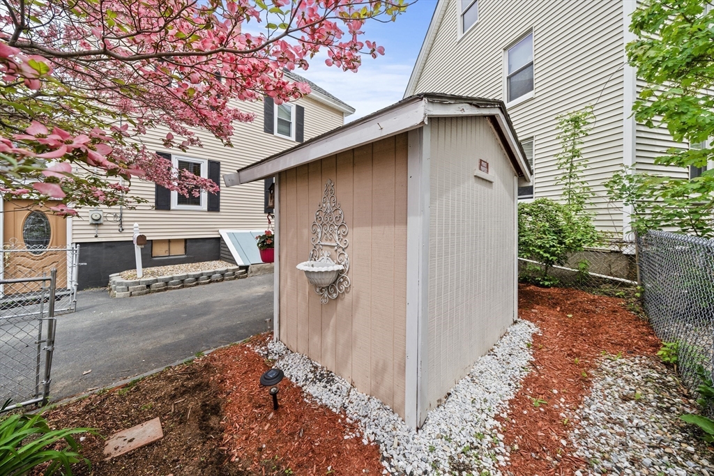 27 Park St, Woburn, MA, 27 Park St, Woburn, MA Photo #25