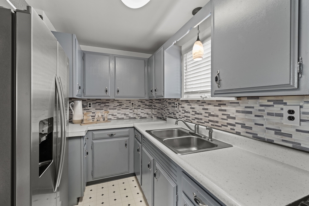 27 Park St, Woburn, MA, 27 Park St, Woburn, MA Photo #10