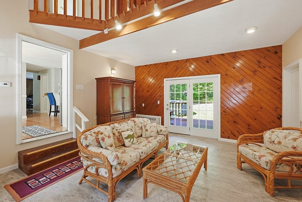 170 Rocky Hill Rd