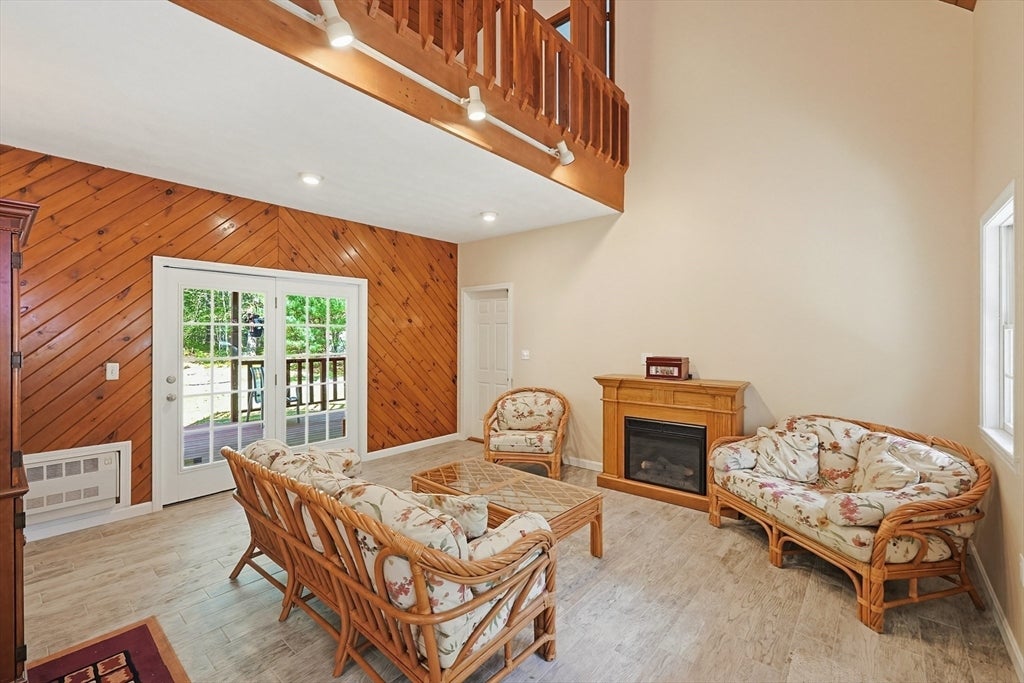 170 Rocky Hill Rd