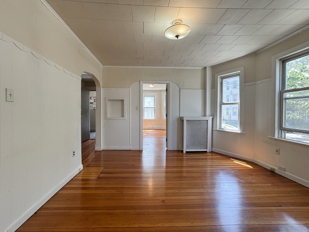 69 Conwell Ave
