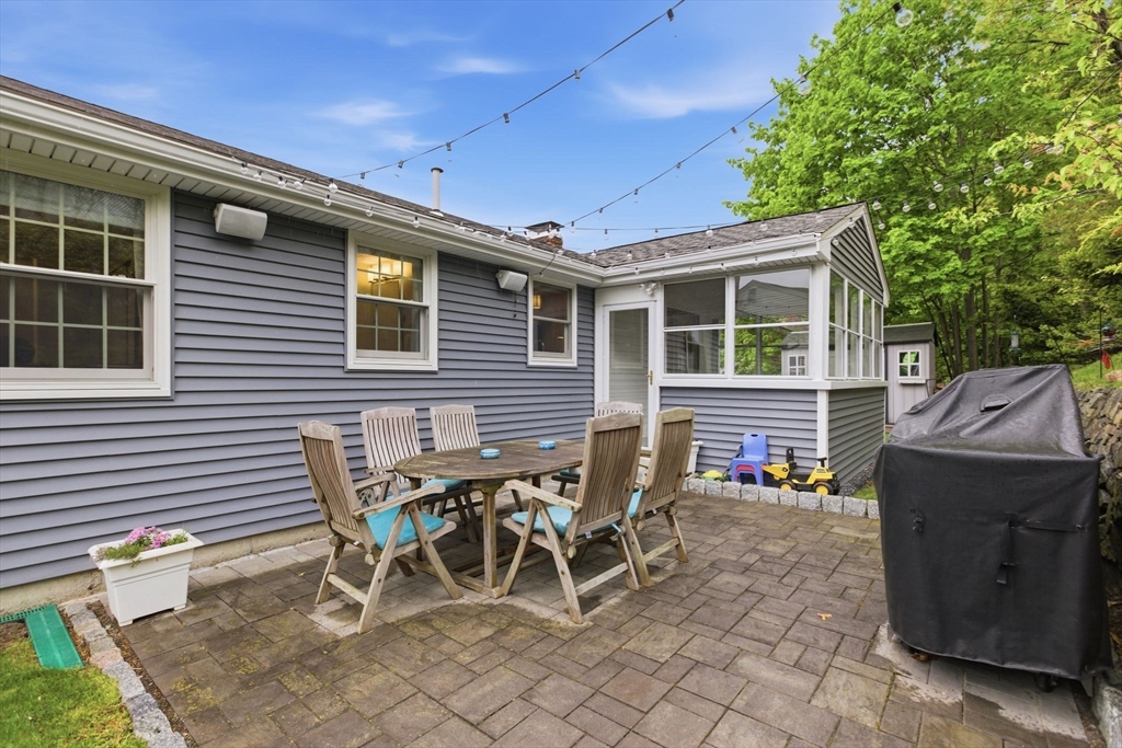66 Phillips Cir, Waltham, MA Photo #32