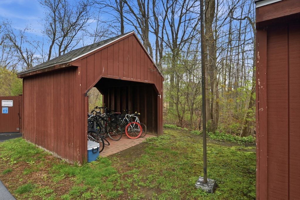 74 Barrett Street 308