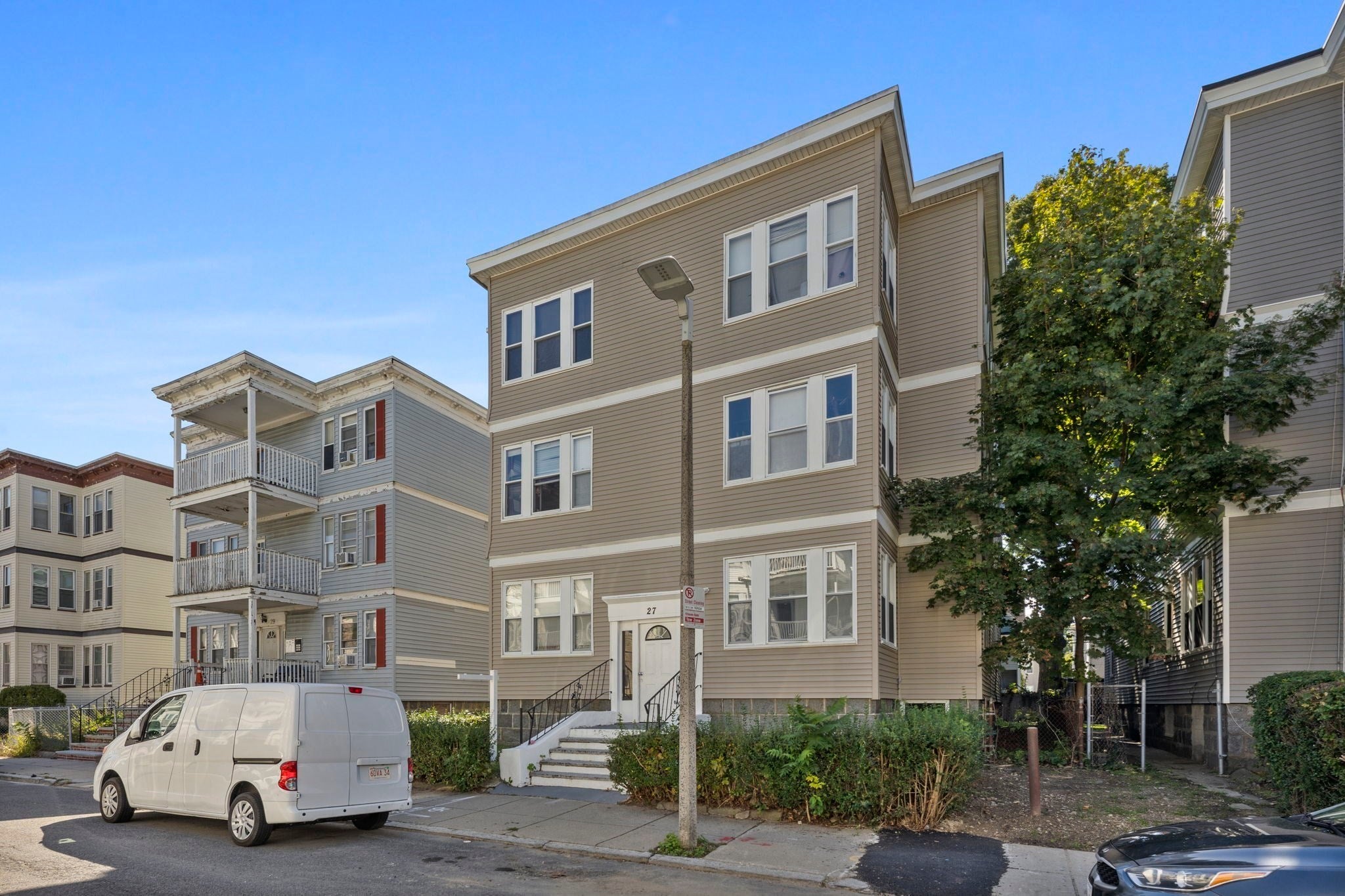 27 Hosmer St