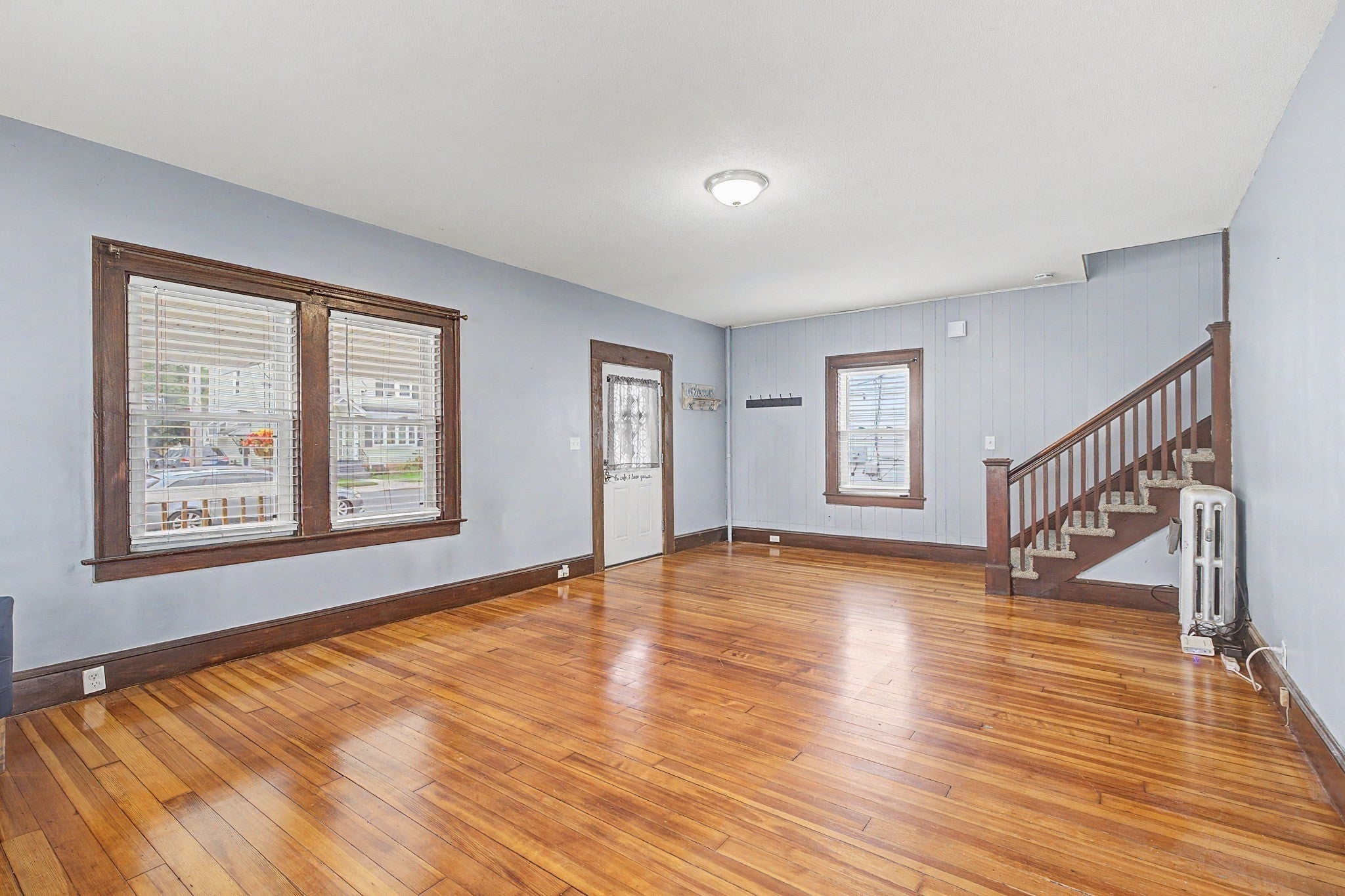 55 Elmwood Ave, Holyoke, MA, 55 Elmwood Ave, Holyoke, MA Photo #9