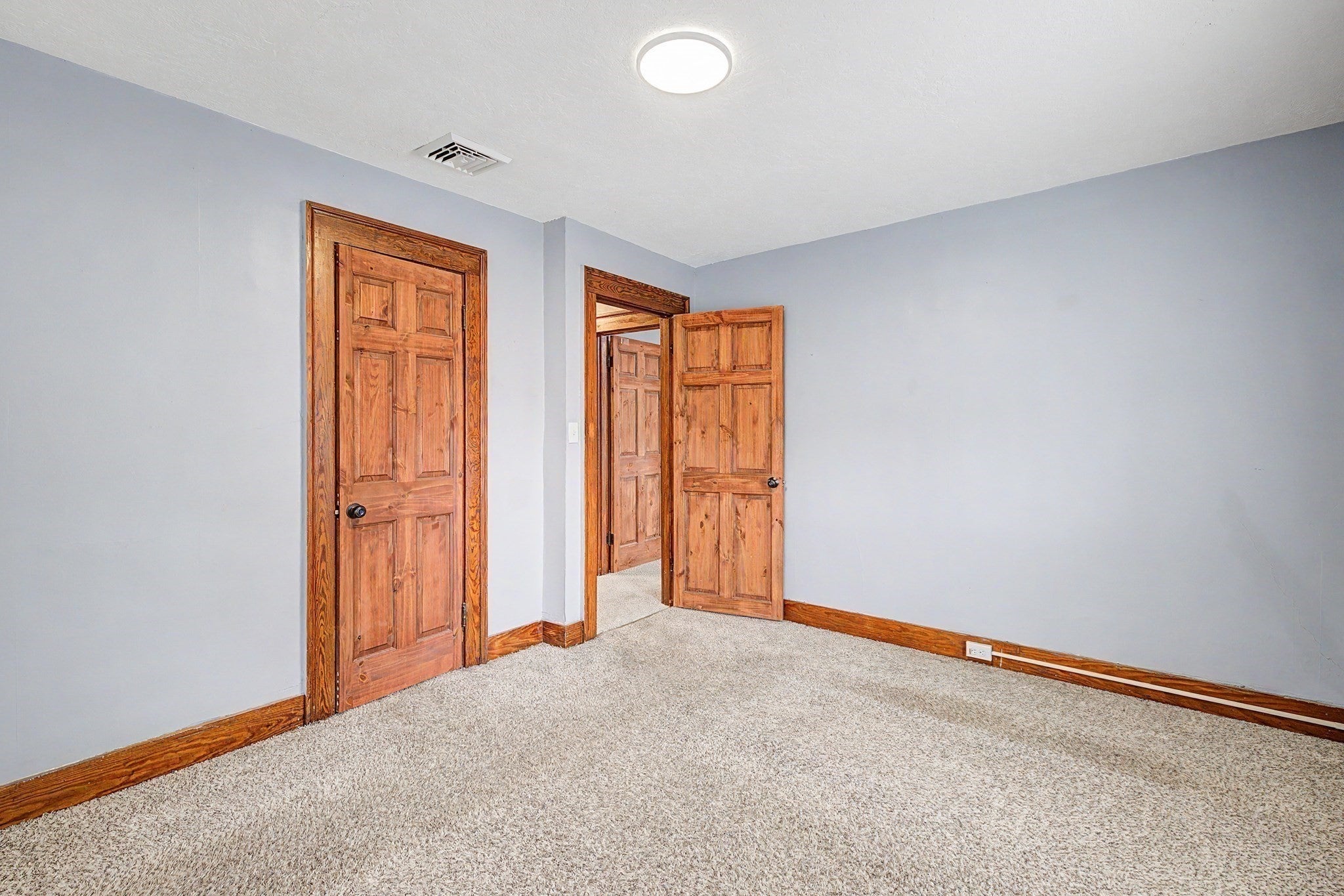 55 Elmwood Ave, Holyoke, MA, 55 Elmwood Ave, Holyoke, MA Photo #25