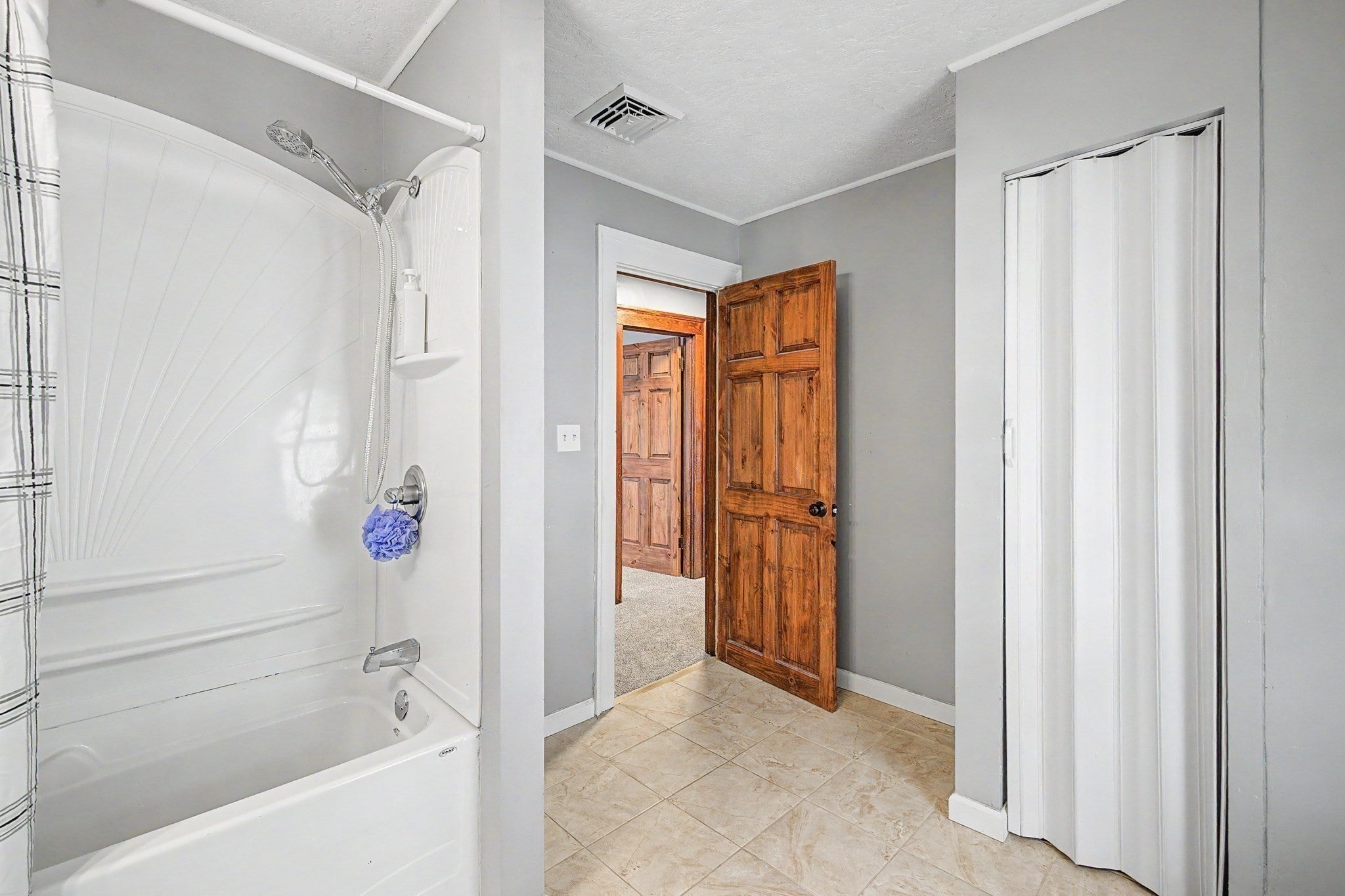 55 Elmwood Ave, Holyoke, MA, 55 Elmwood Ave, Holyoke, MA Photo #20