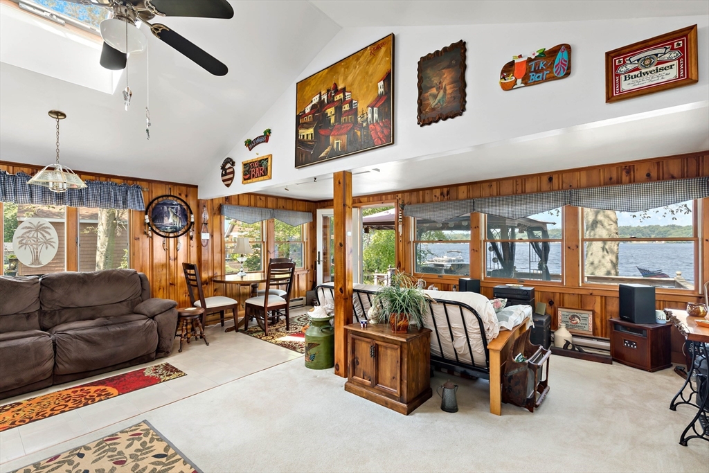 22 Fuller Shores Rd
