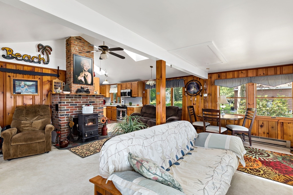 22 Fuller Shores Rd