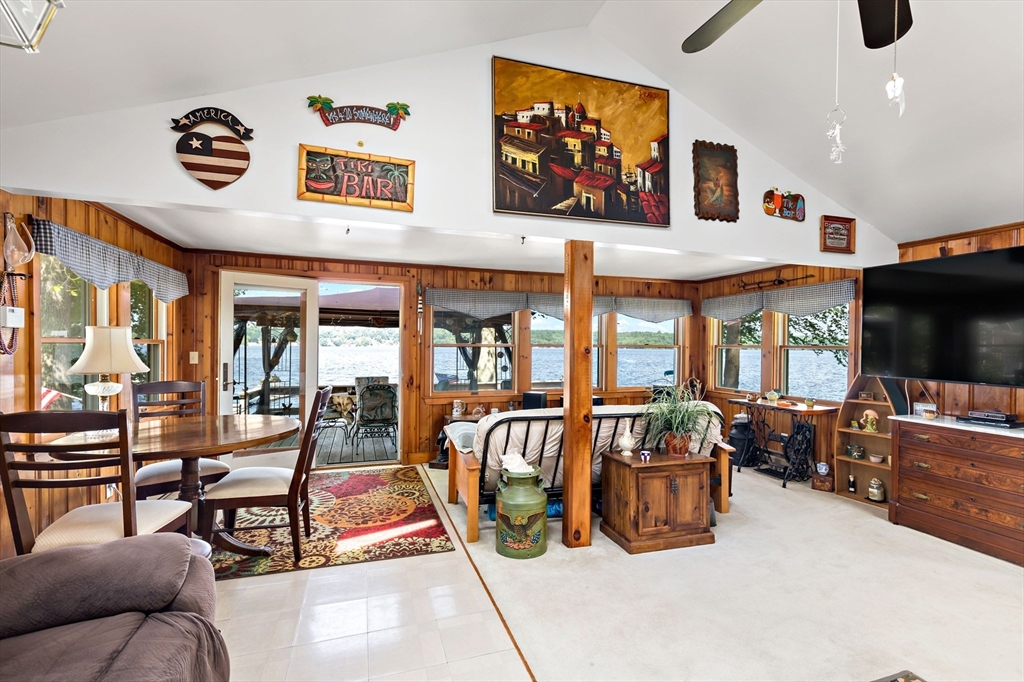 22 Fuller Shores Rd