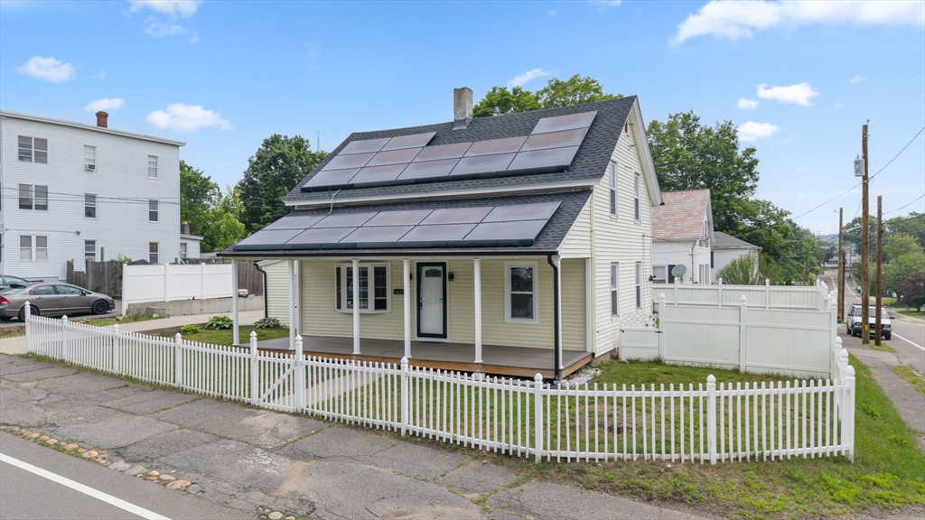104 Middle St