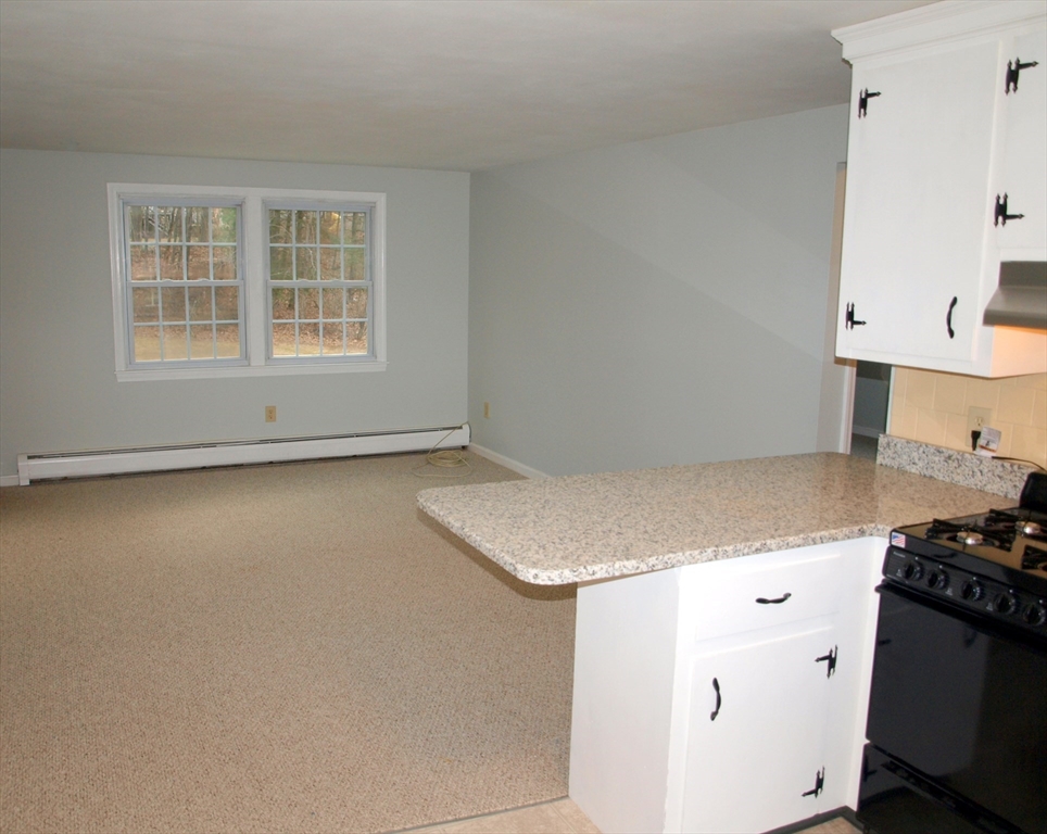 180 Tyngsboro Rd E-46