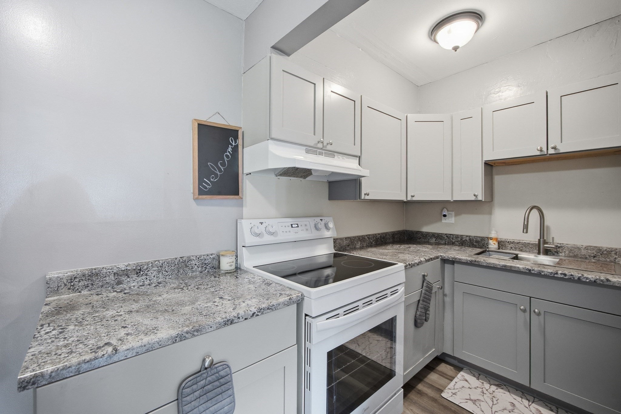 16 Arizona Ter 2, Arlington MA 02474