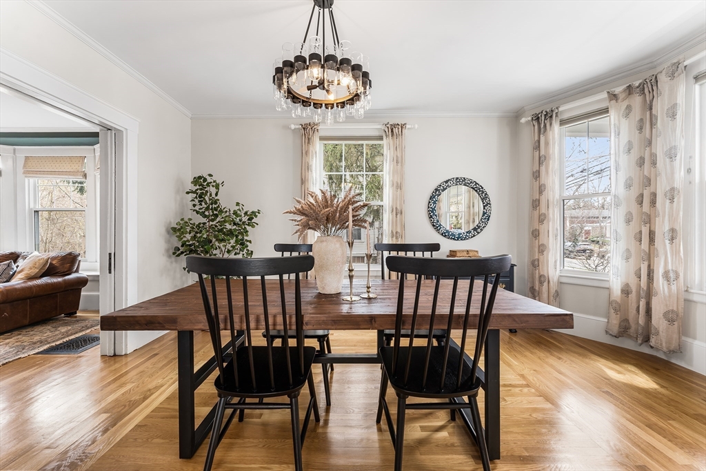 435 Lexington Street