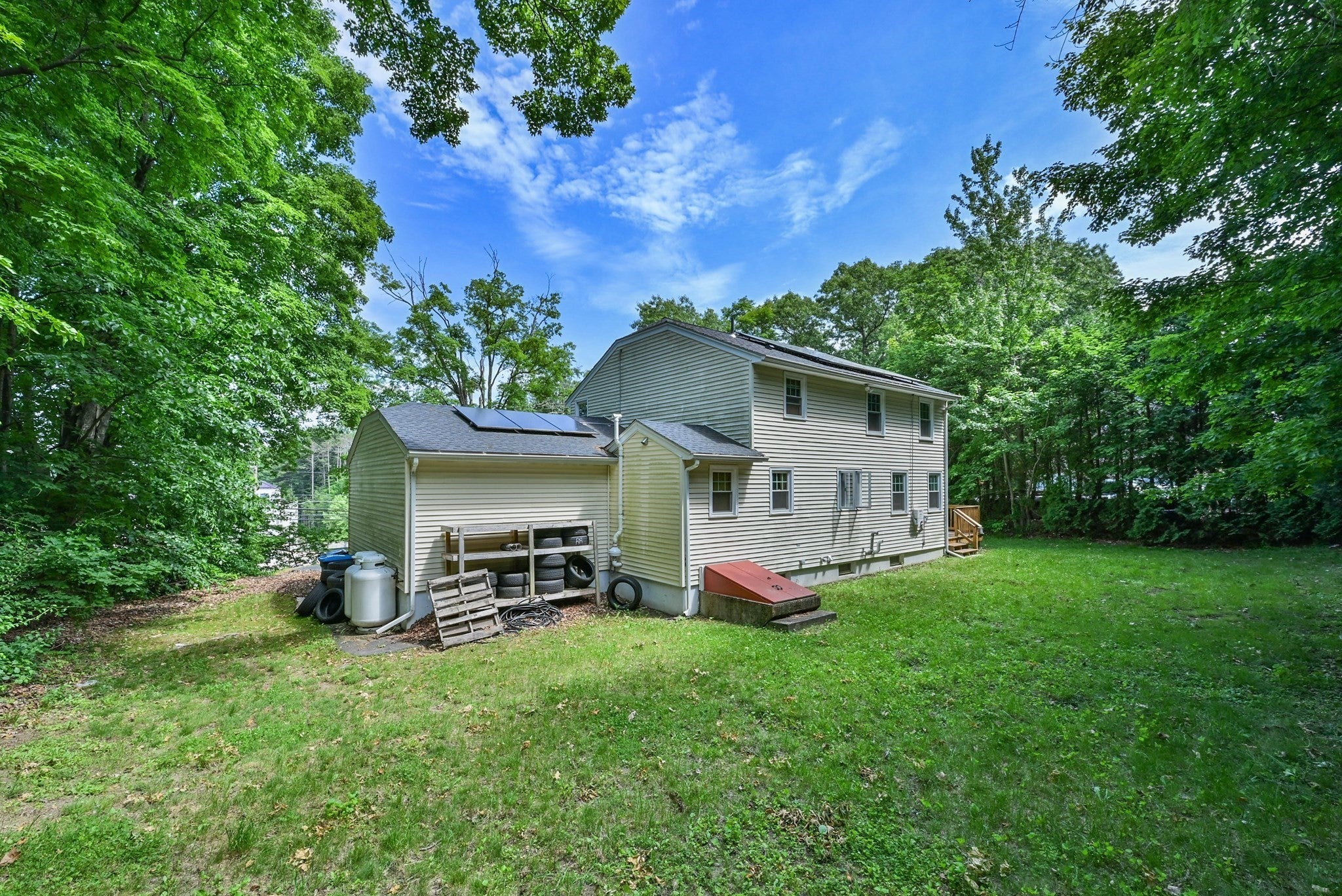 48 Central St