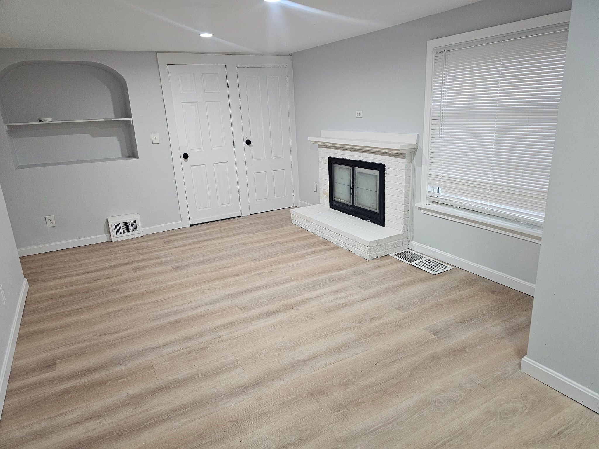 Photo of 115 Central St, Leominster, MA