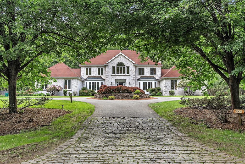 784 Strawberry Hill Rd