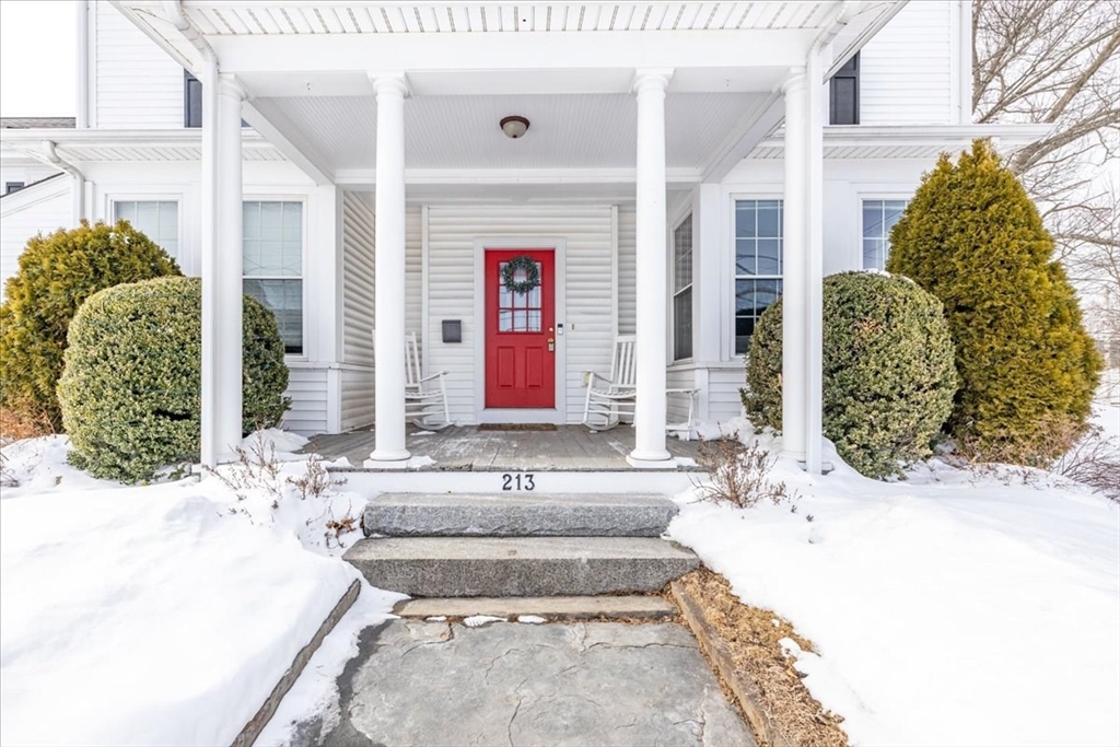 213 Pleasant Street 213