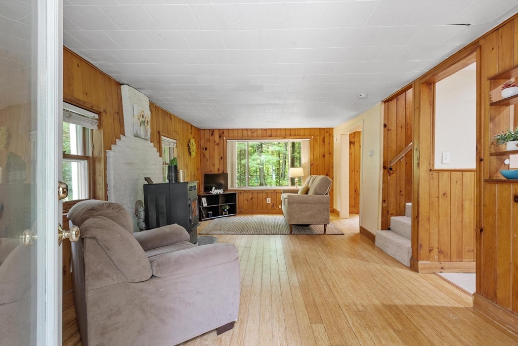 42 Fuller Ave