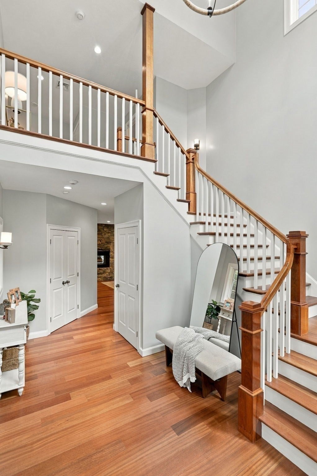 20 Hillside Ln