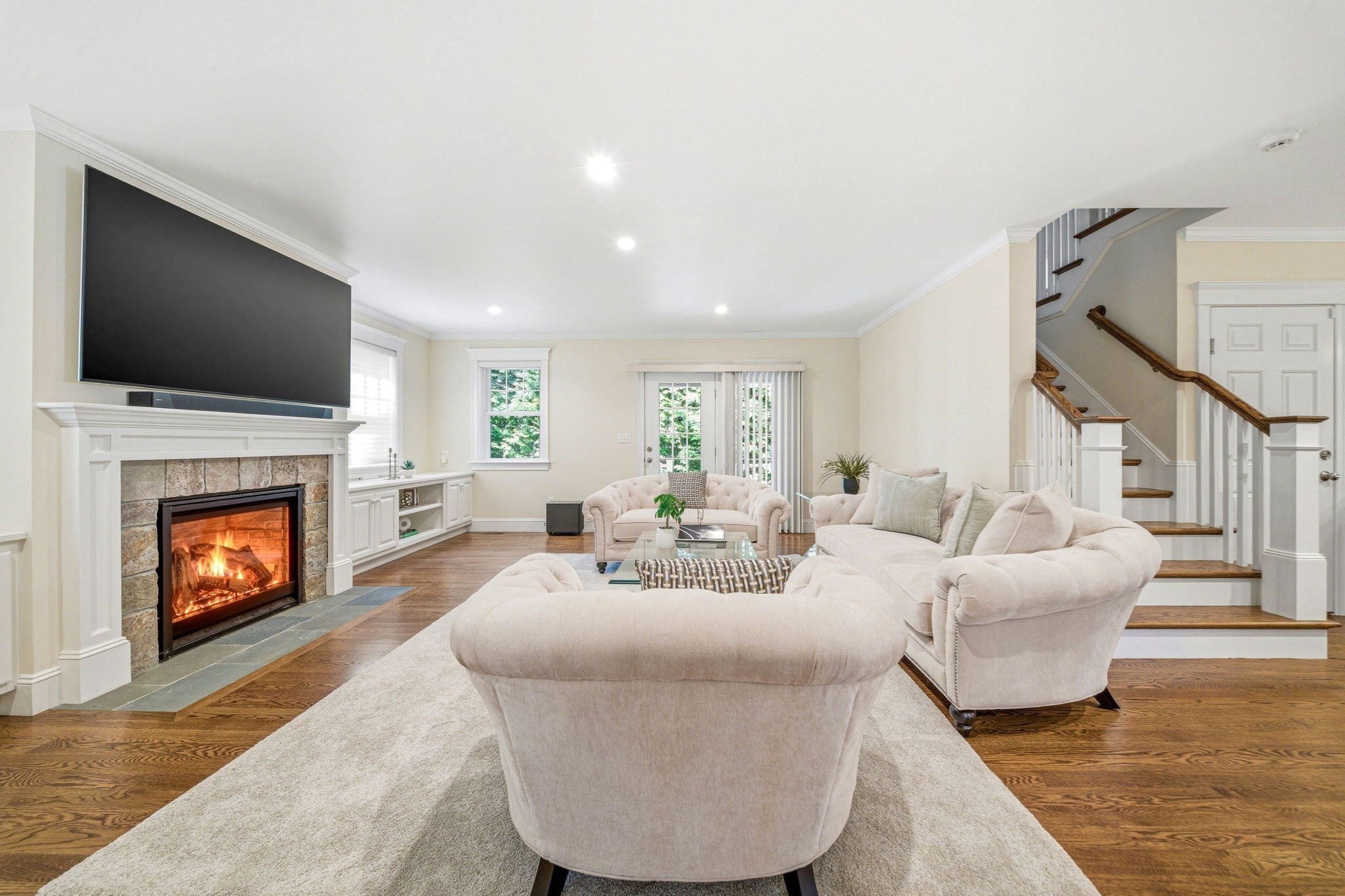 35 Marshall Rd, Wellesley MA 02482