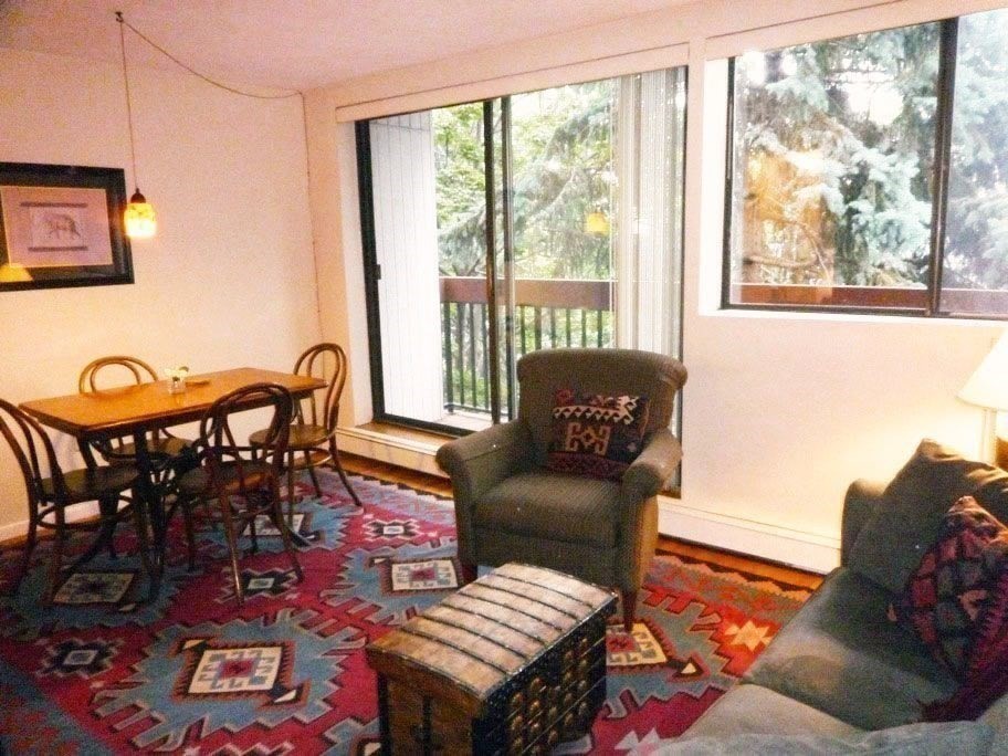 1643 Cambridge St 42