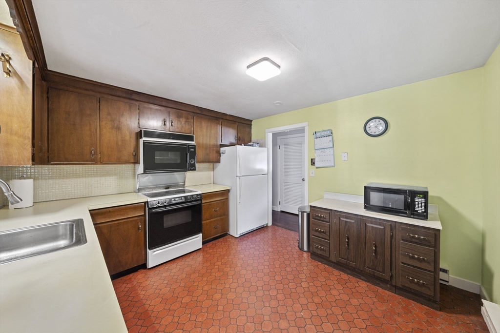 20 Woodman Cir