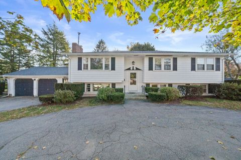 20 Woodman Cir Weymouth MA 02190