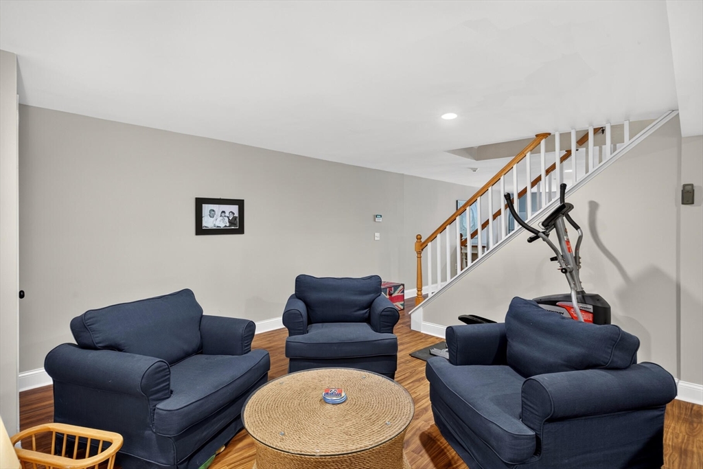 25 Marthas Ln, Harwich, MA Photo #32