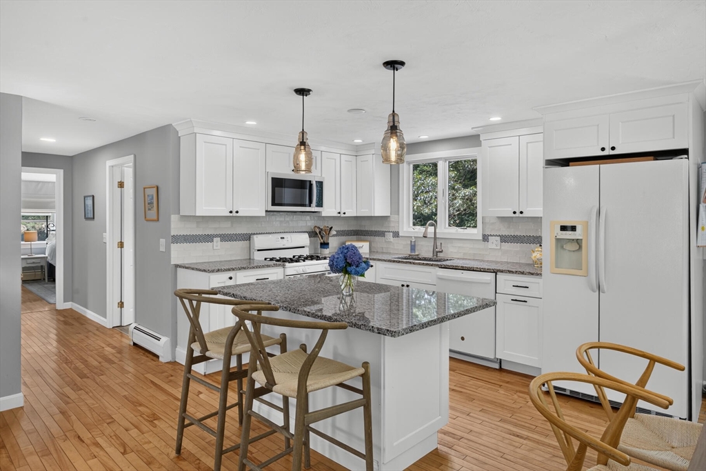 25 Marthas Ln, Harwich, MA Photo #15
