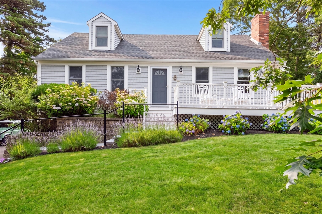 25 Marthas Ln, Harwich, MA Photo #1
