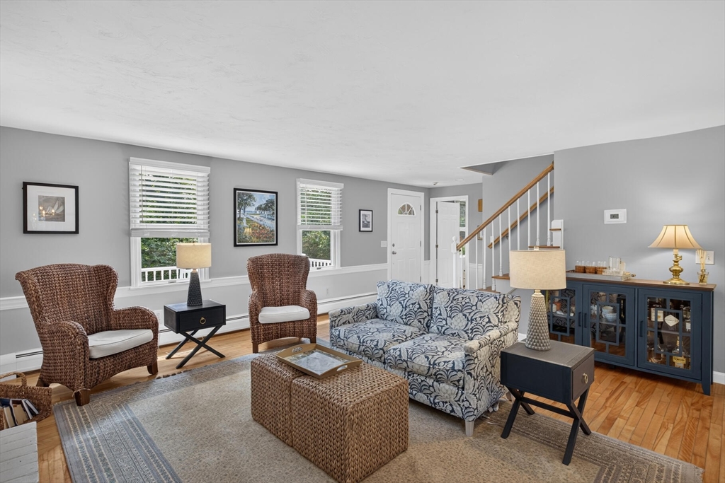 25 Marthas Ln, Harwich, MA Photo #6