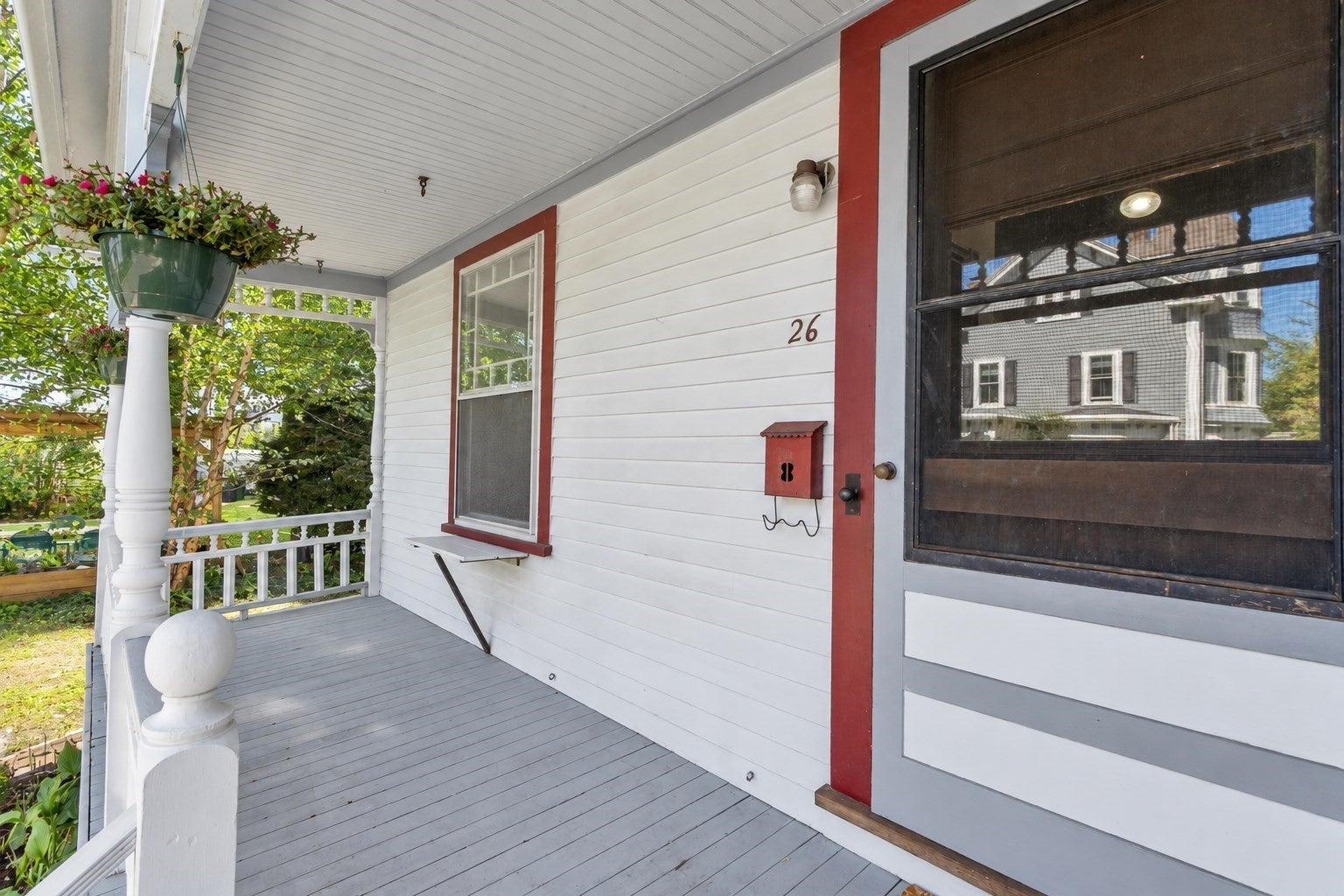 26 Walnut Pl