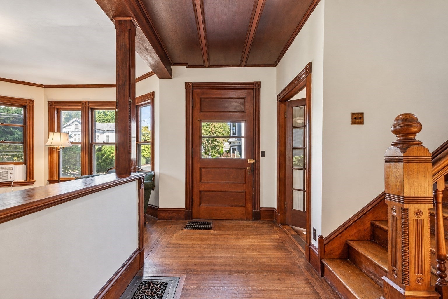 26 Walnut Pl, Newton, MA, 26 Walnut Pl, Newton, MA Photo #6