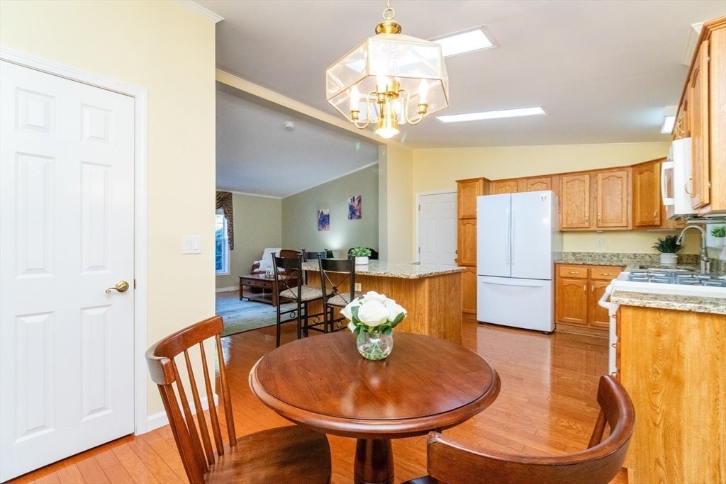 307 Green ST, Middleboro, MA, 307 Green ST, Middleboro, MA Photo #6