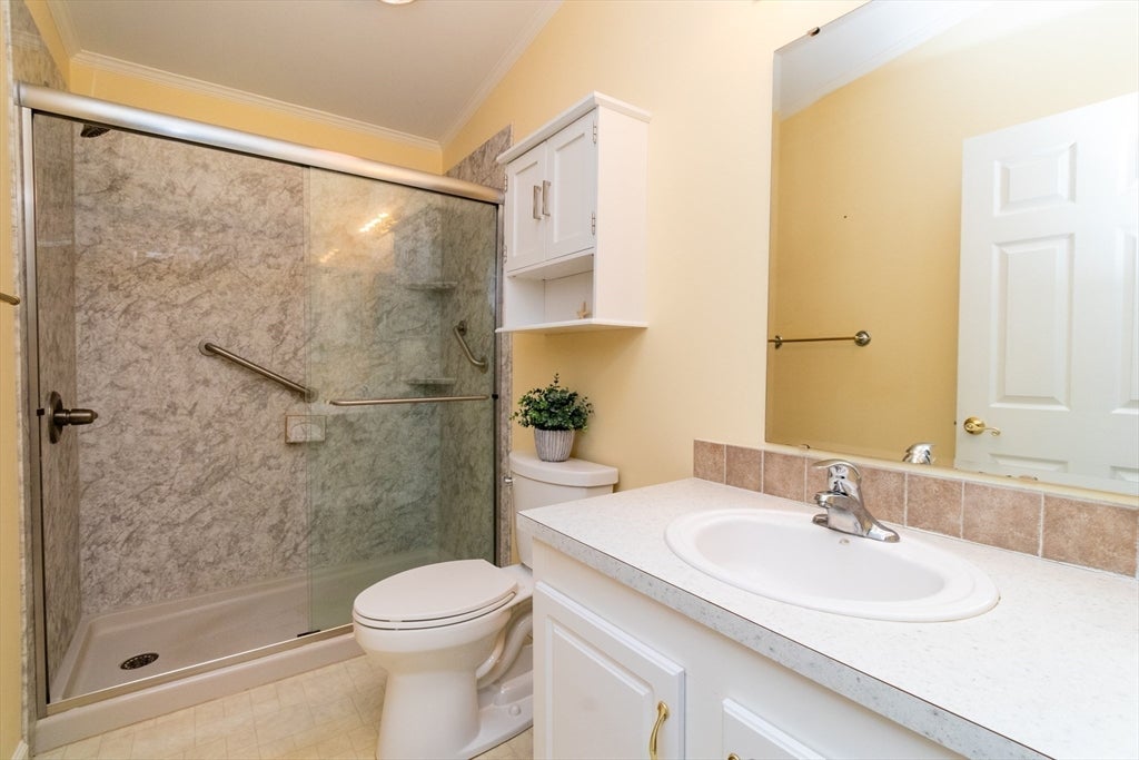 307 Green ST, Middleboro, MA, 307 Green ST, Middleboro, MA Photo #21