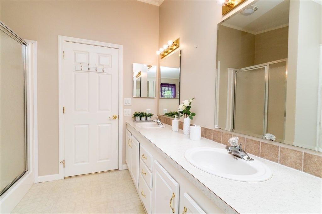 307 Green ST, Middleboro, MA, 307 Green ST, Middleboro, MA Photo #28