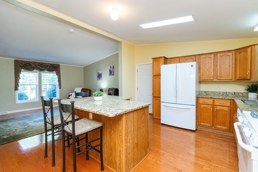 307 Green ST, Middleboro, MA, 307 Green ST, Middleboro, MA Photo #5